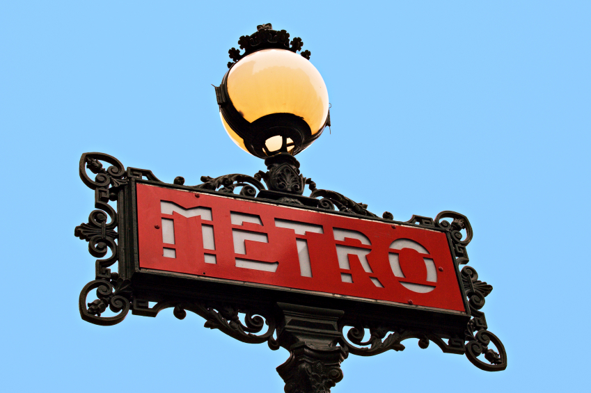Parisian metro sign